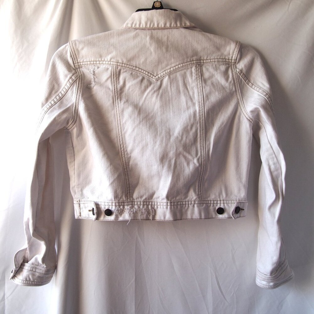 Forever 21 Distressed White Cropped Denim Jacket, Long sleeved, Size L - Picture 6 of 16